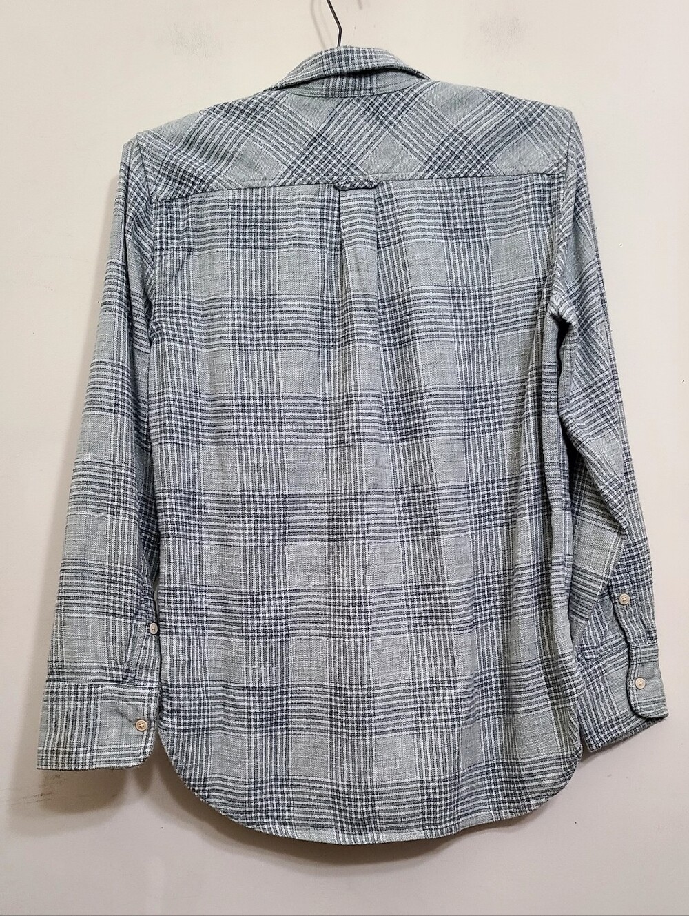 J.Crew Classic-fit Shirt in Mint Plaid Flannel Size Small - Picture 3 of 3